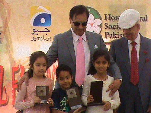 Kids winning prizes in their category too 