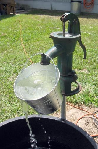 pump bucket-front