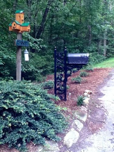 mailbox installed and mulched