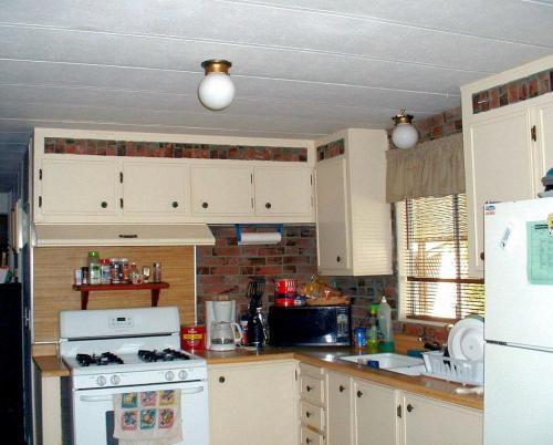 Kitchen before photo