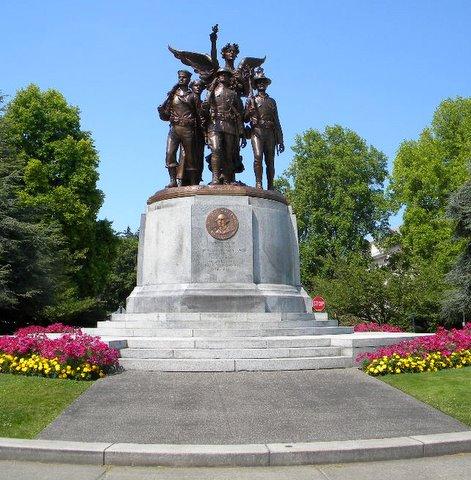 WWI monument at Capital grounds