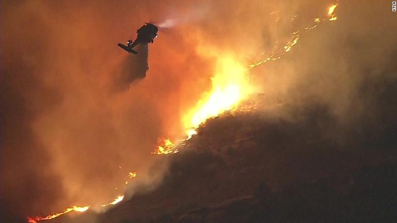 181109052457-california-wildfires-2-exlarge-169.jpg