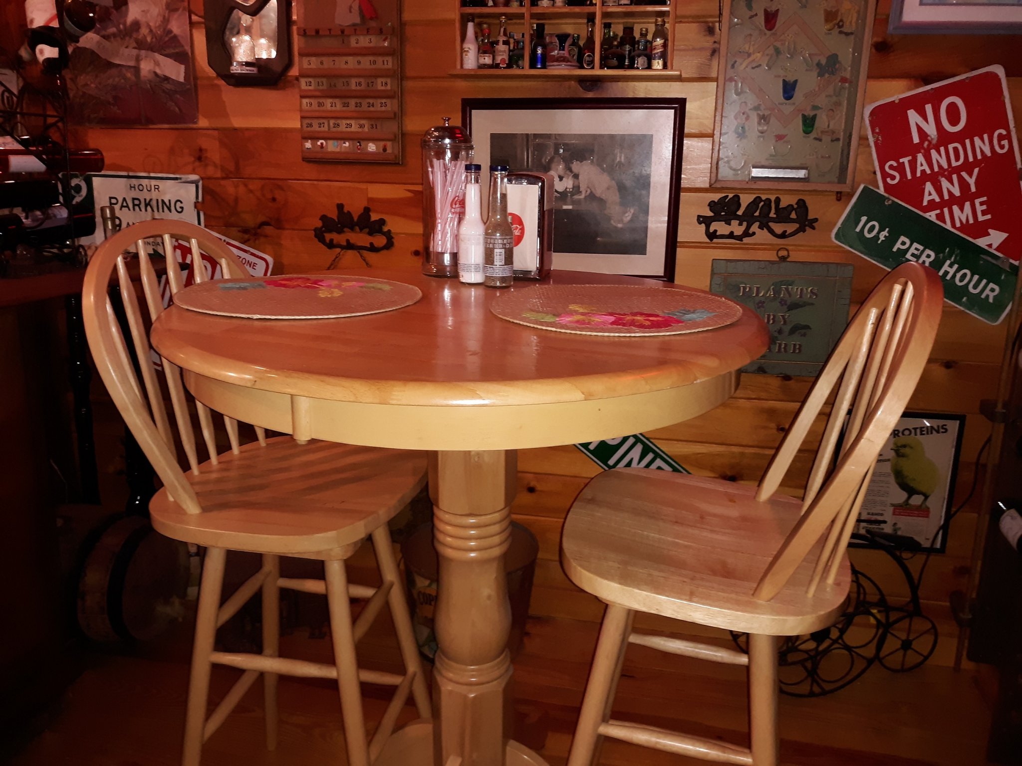 bistro table.jpg