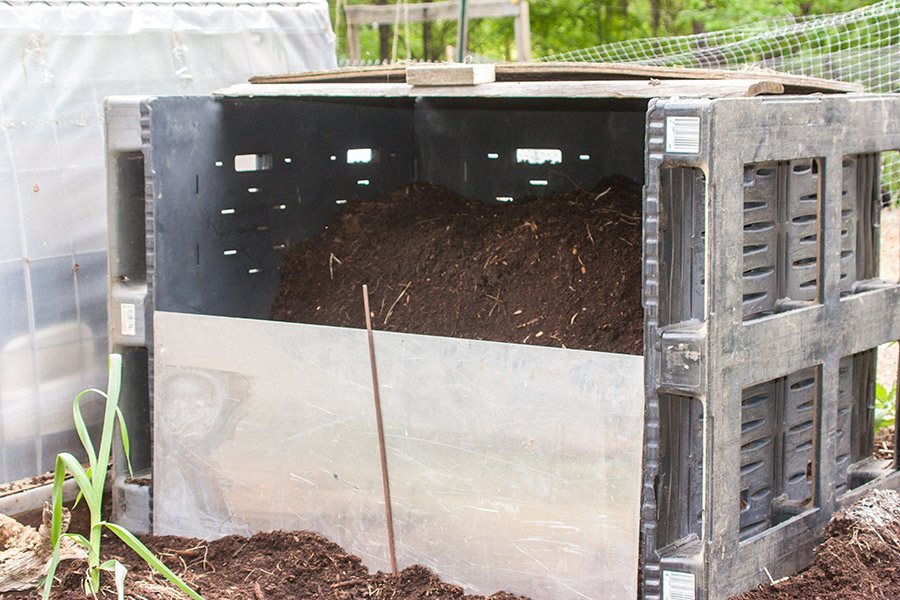 CompostBin_IMG_1783_04272018.jpg