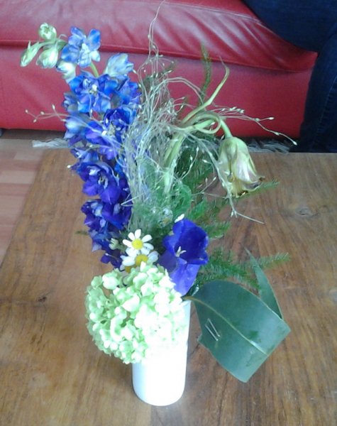 corsage.jpg