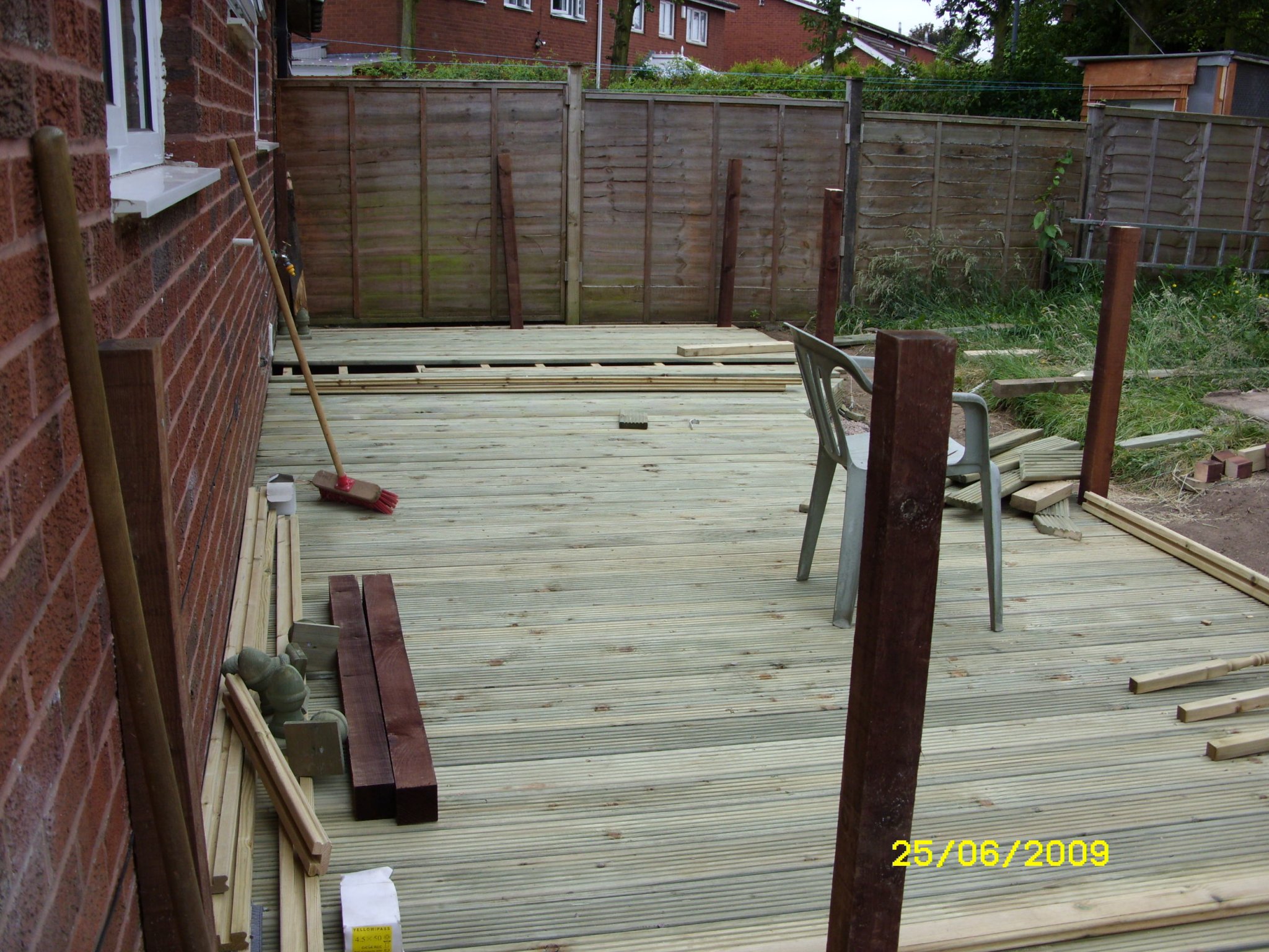 Decking 5.JPG