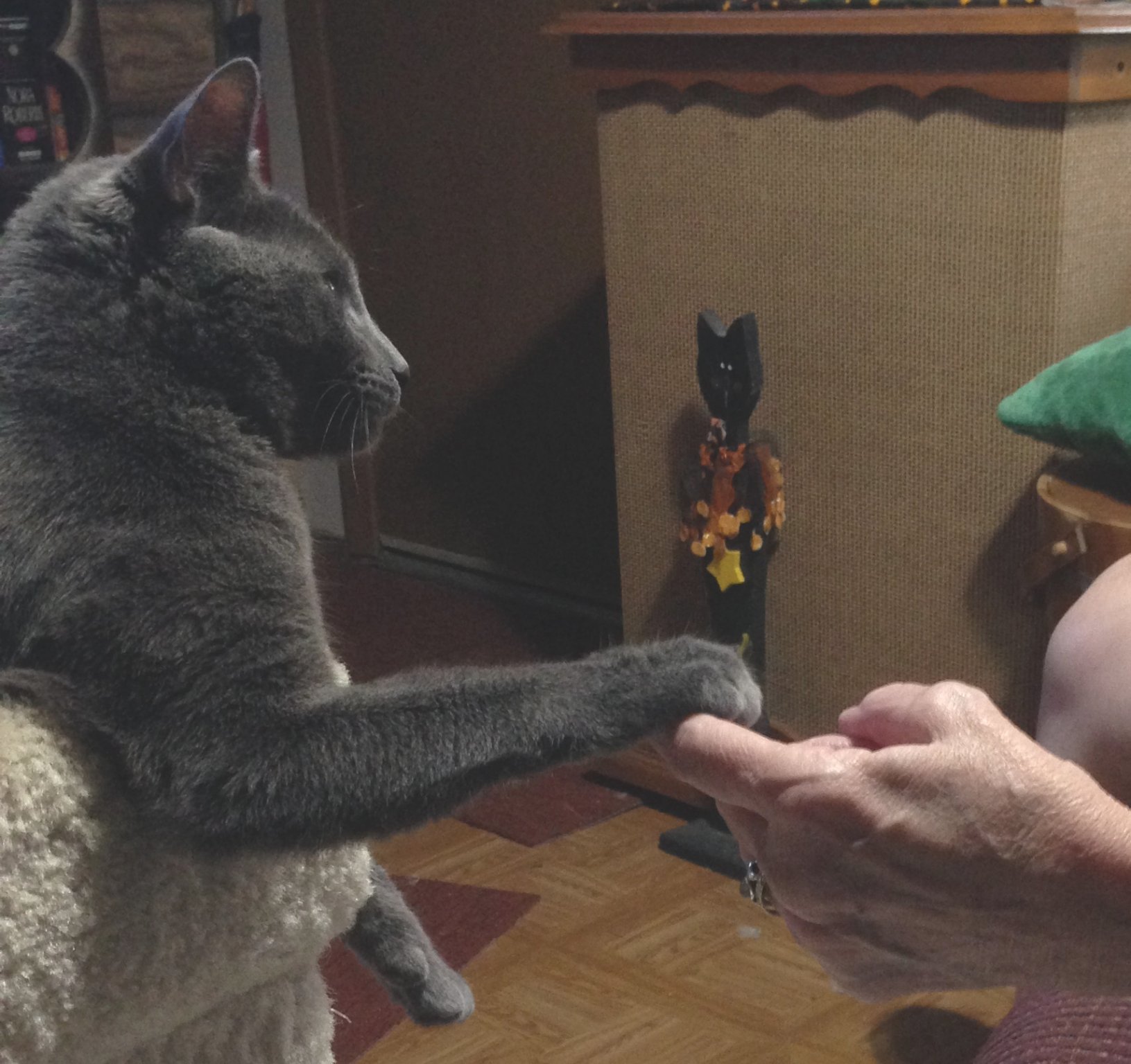 Holdinghands.JPG