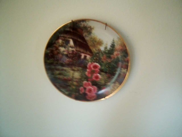 Hollyhock cottage plate.jpg