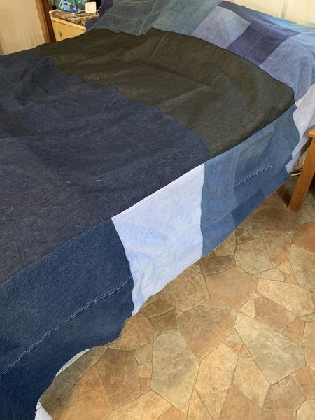 jean quilt 2.jpg