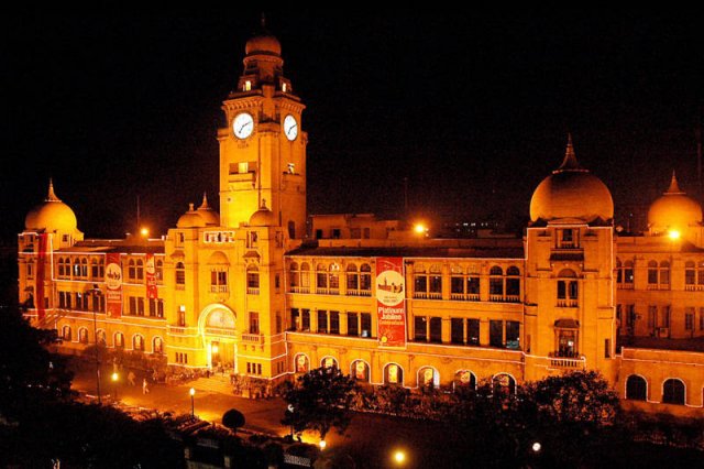KMC building Karachi.jpg