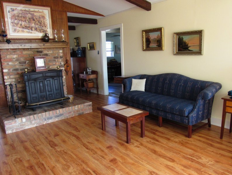 living room floor.jpg