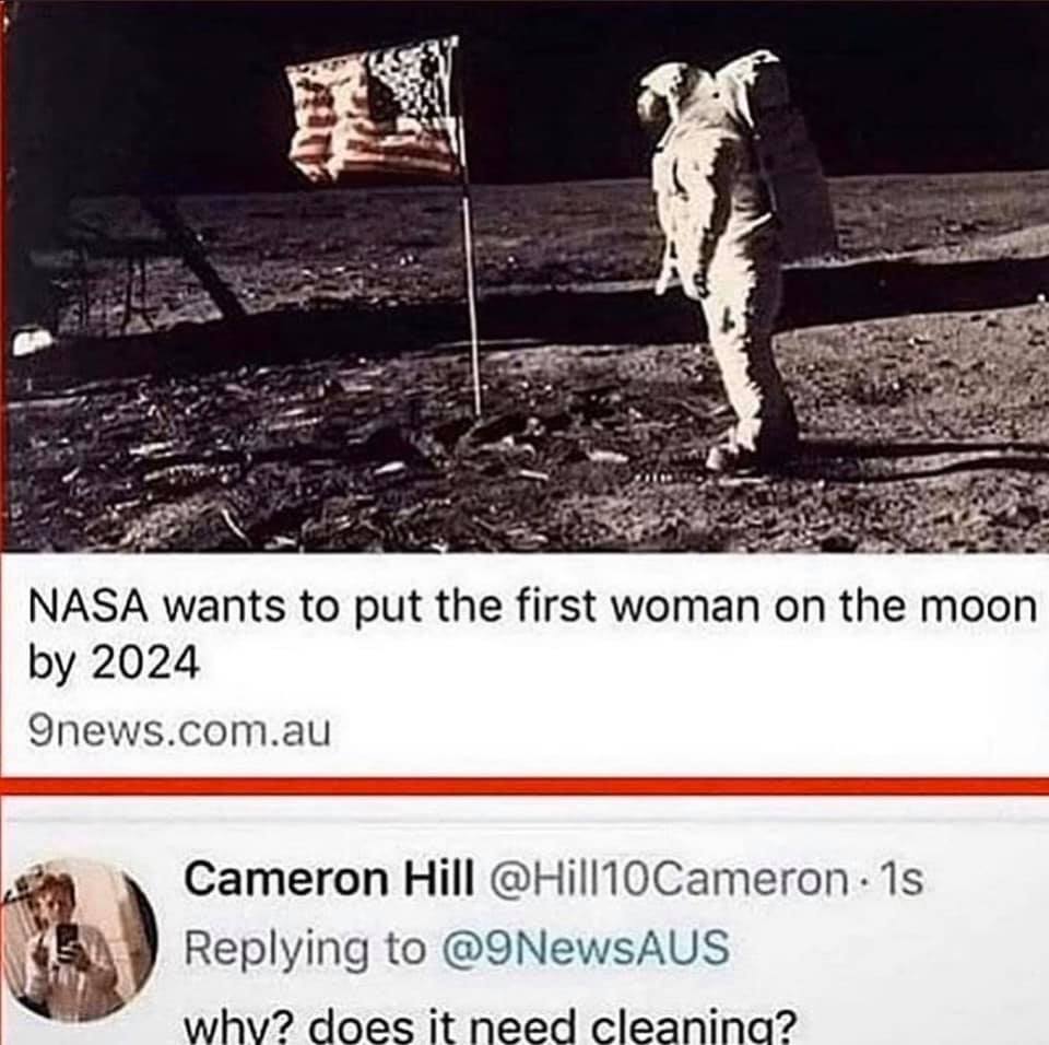 moon.jpg
