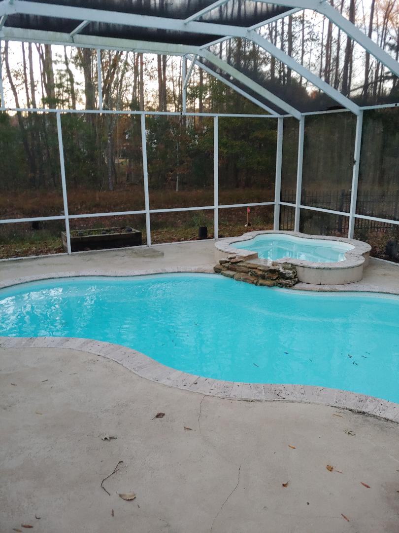 Pool.jpg