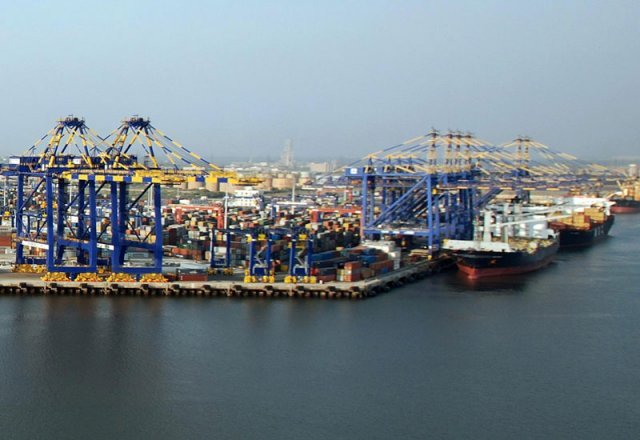 Port Qasim Pakistan.jpg
