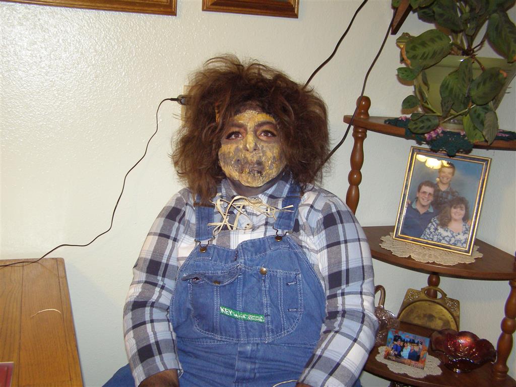 vicky costume 004 (Medium).JPG