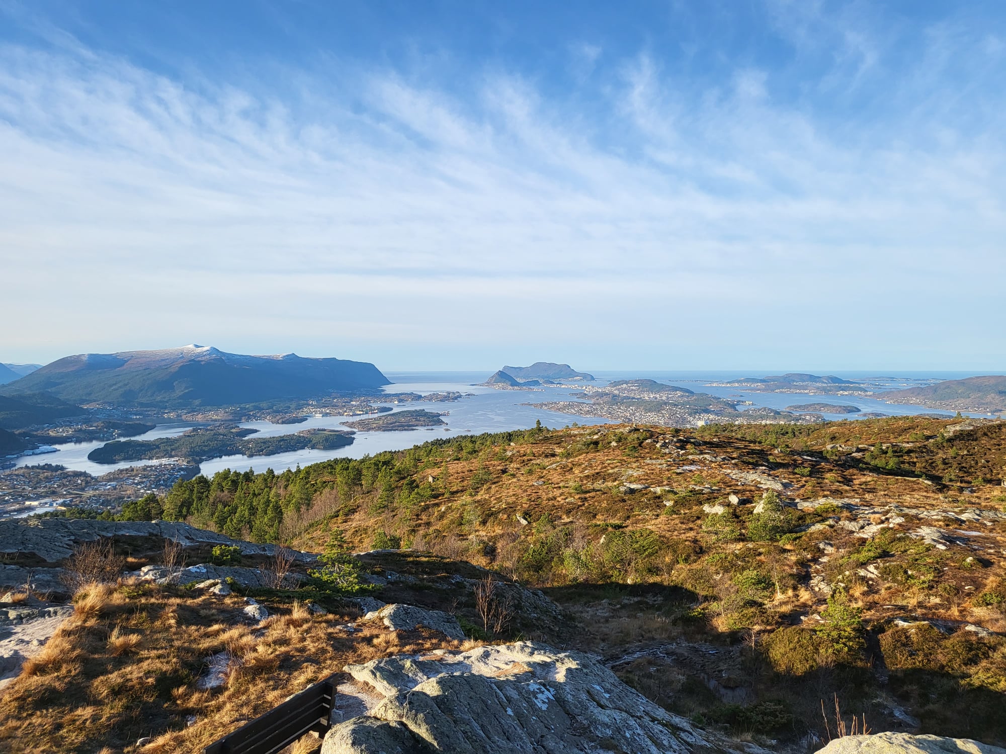 View3.jpg
